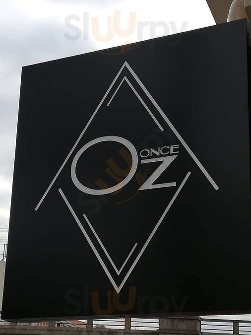 Oz Cocktail Café