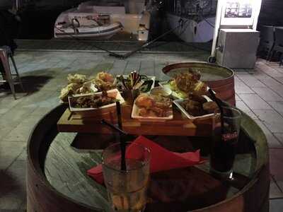 Vino Del Diablo Table à Tapas Ajaccio