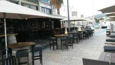 Vino Del Diablo Table à Tapas Ajaccio