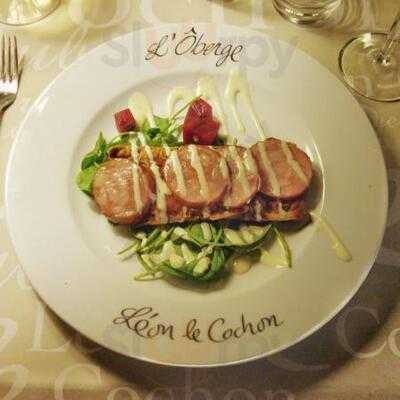 Léon Le Cochon L'auberge