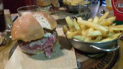 Le Bistrot Des Cheeseburgers