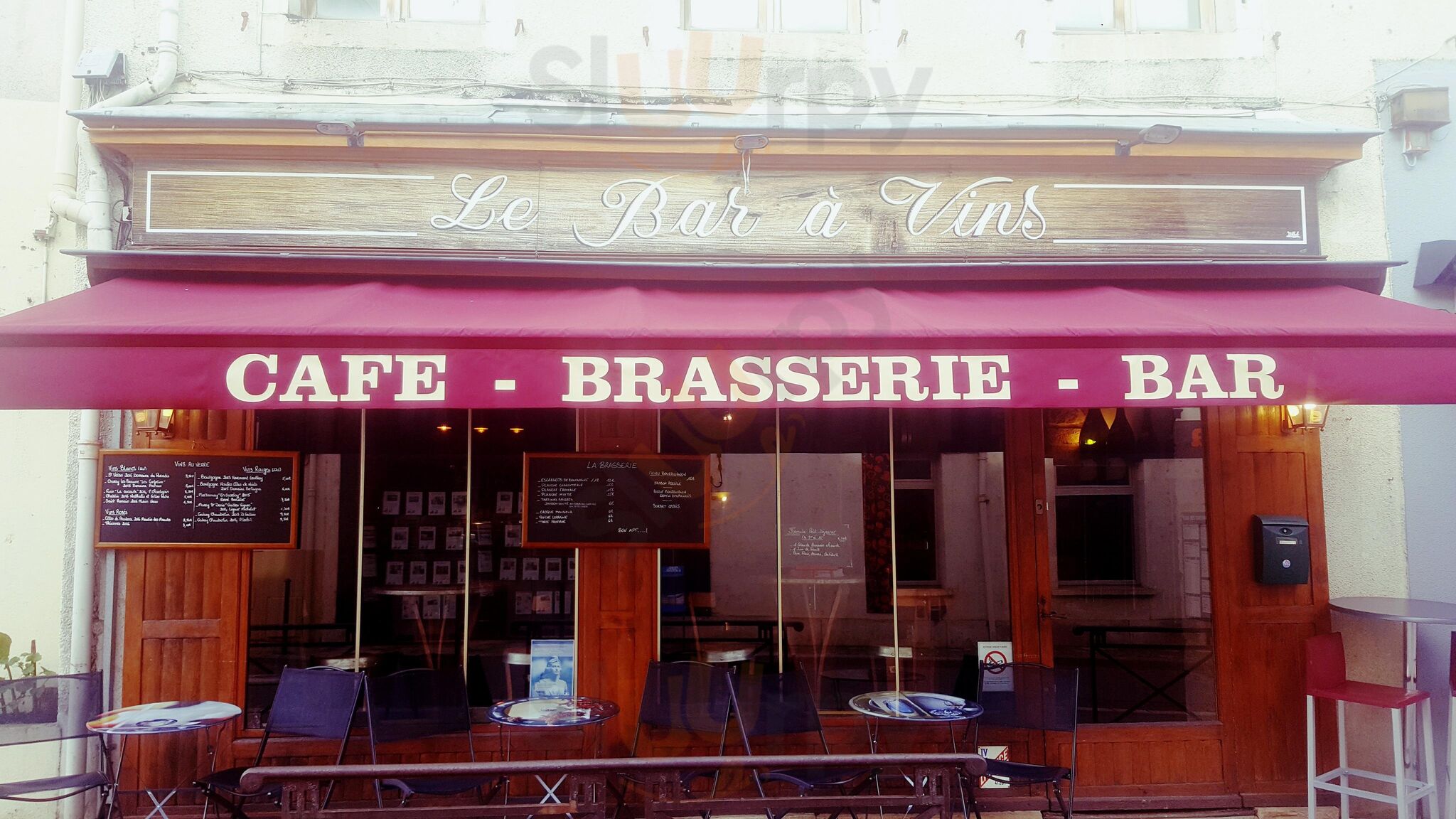 Le Bar à Vins