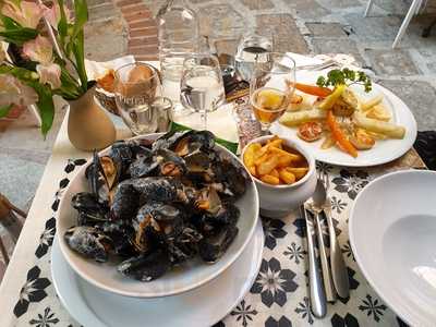 Restaurant Le Saint Pierre Des Halles Ajaccio