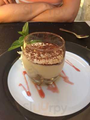 Restaurant Le Saint Pierre Des Halles Ajaccio