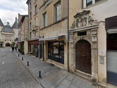 Le Pacha Du Bosphore