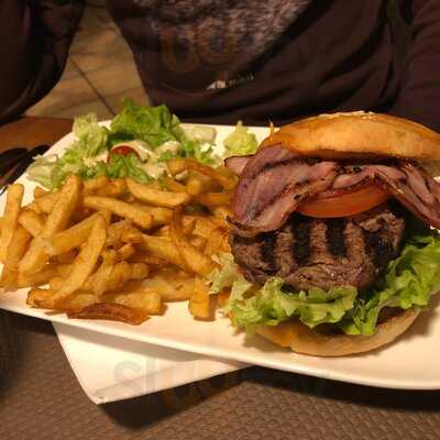 Le Bistrot De Charles