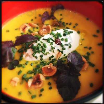 Pierre Restaurant De Copains