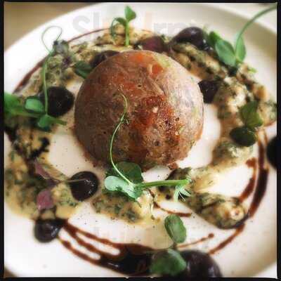 Pierre Restaurant De Copains