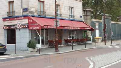 Cafe De La Grille De L'orangerie