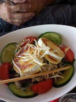 L'up Side And Down Cafe