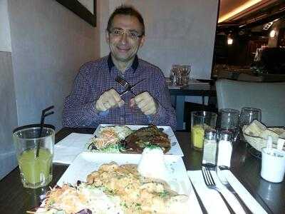 L'up Side And Down Cafe