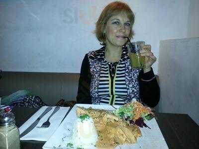 L'up Side And Down Cafe