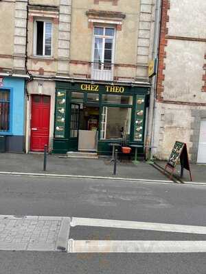 Chez Theo