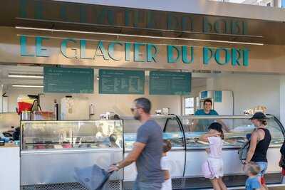 Le Glacier Du Port