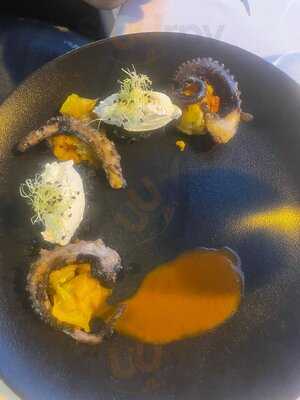 La Table De Sabine Calvi 