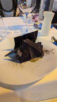 La Table De Sabine Calvi 