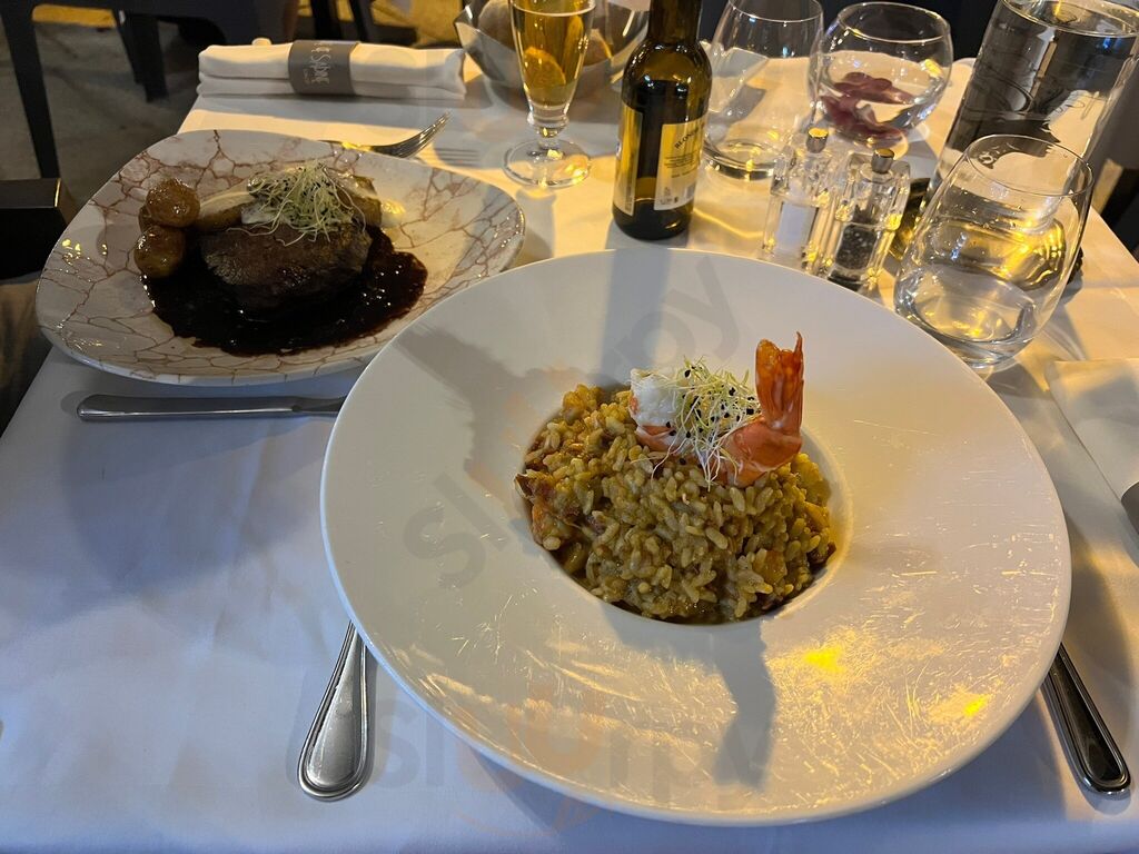 La Table De Sabine Calvi 