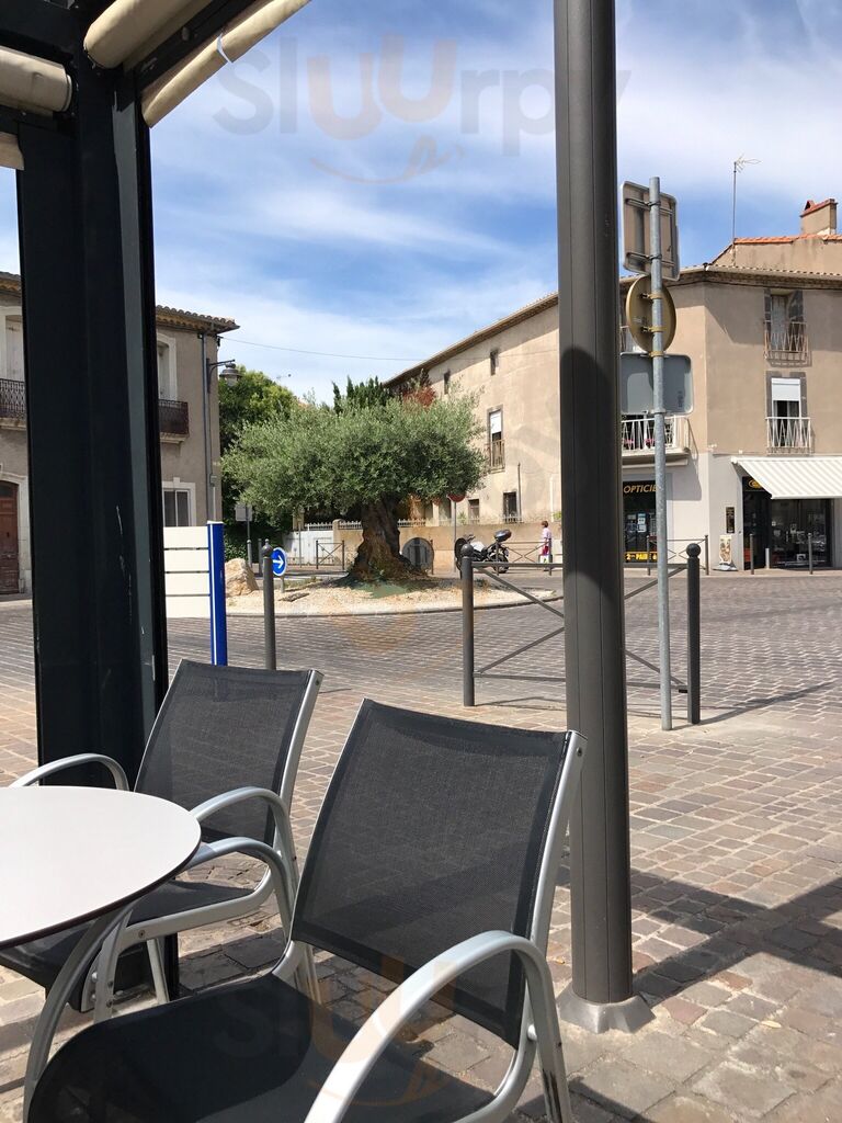 Le Marine Bar