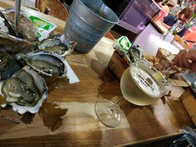 Chez Thomas Traiteur Fruits De Mer Bar Comptoir