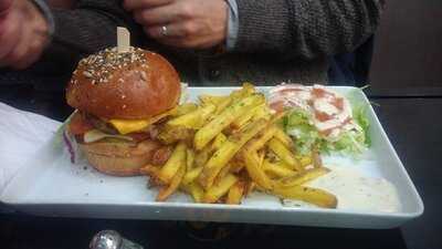 Toast And Pizz Chez Jose