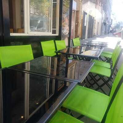 Toast And Pizz Chez Jose