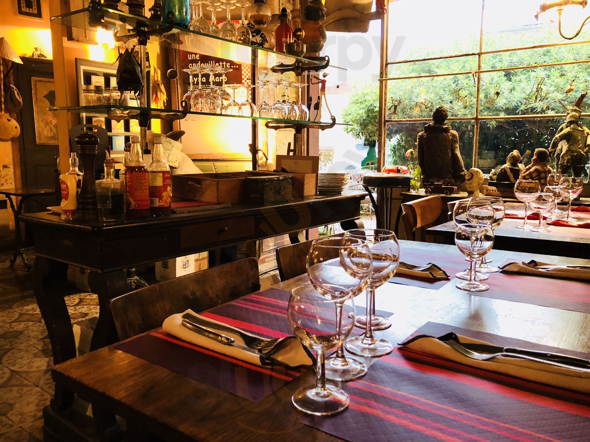 Le Cafe Du Lezard