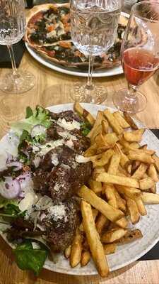 Auberge La Cigale Bleu