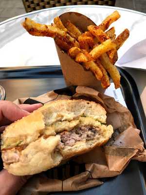 Big Fernand Suresnes