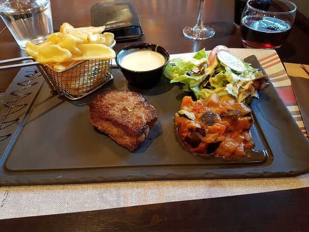 Le Restaurant Ibis Saint Omer Centre