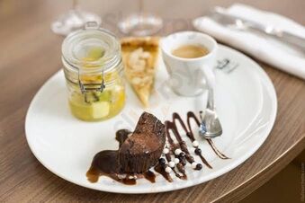 Le Voltaire Fruits De Mer