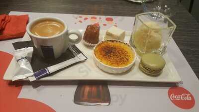 Foto 44683756