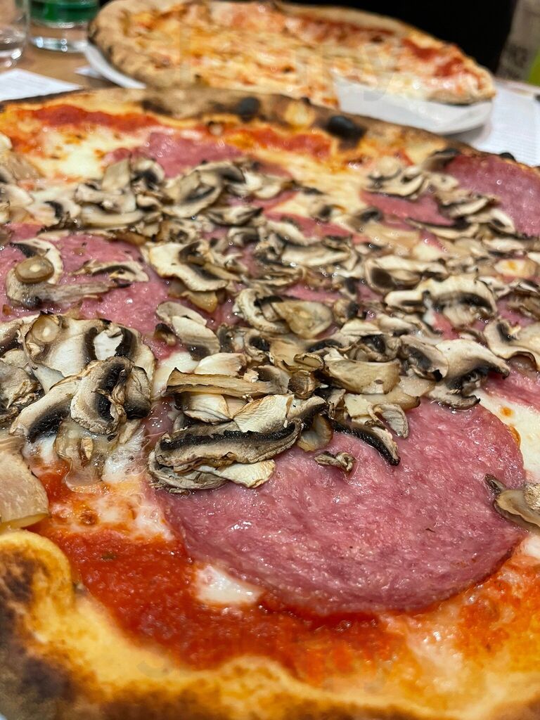 Pizzeria Piccola Italia  