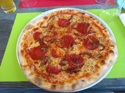 Pizza De Lago