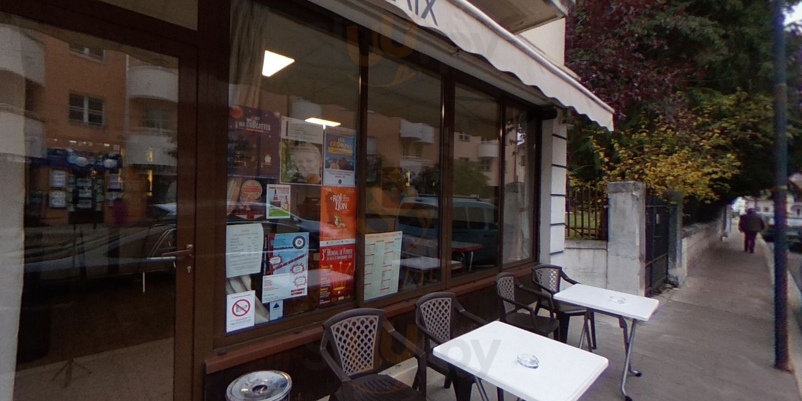 Bar Restaurant Cafe De La Paix