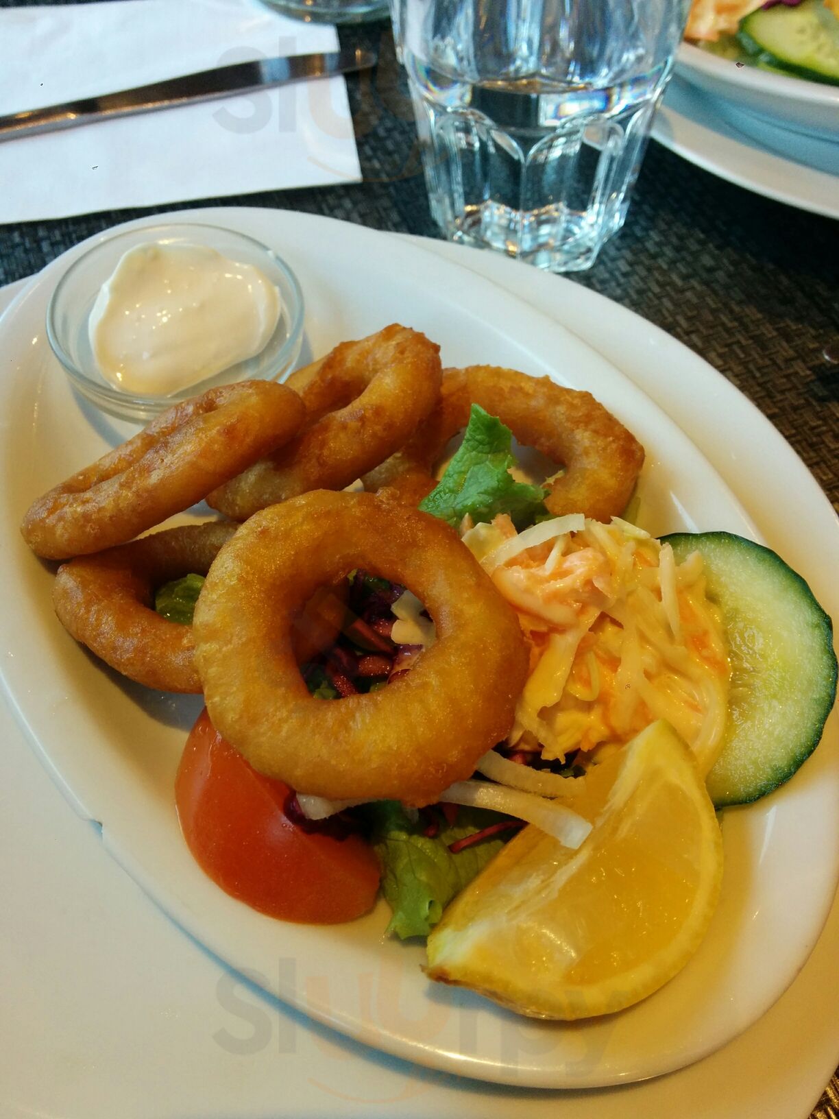 King Lewis Irish Pub & Restaurant