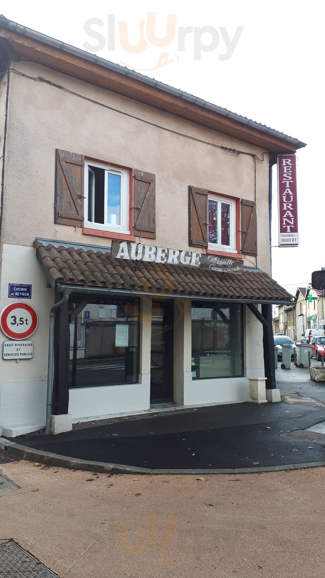 L'aucase Restaurant