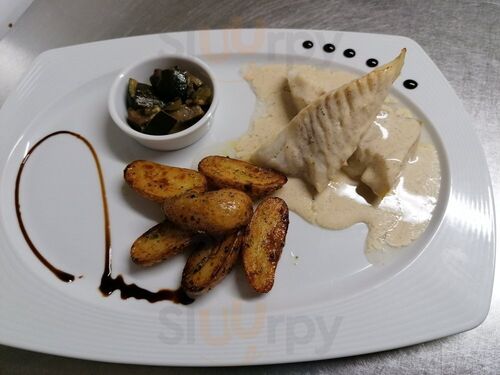 Le Bouchon De Capitoro