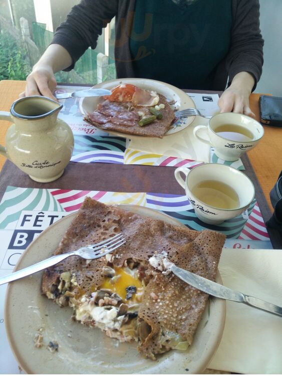 Crêperie Le Billig De Merlin Coëtquidan Guer