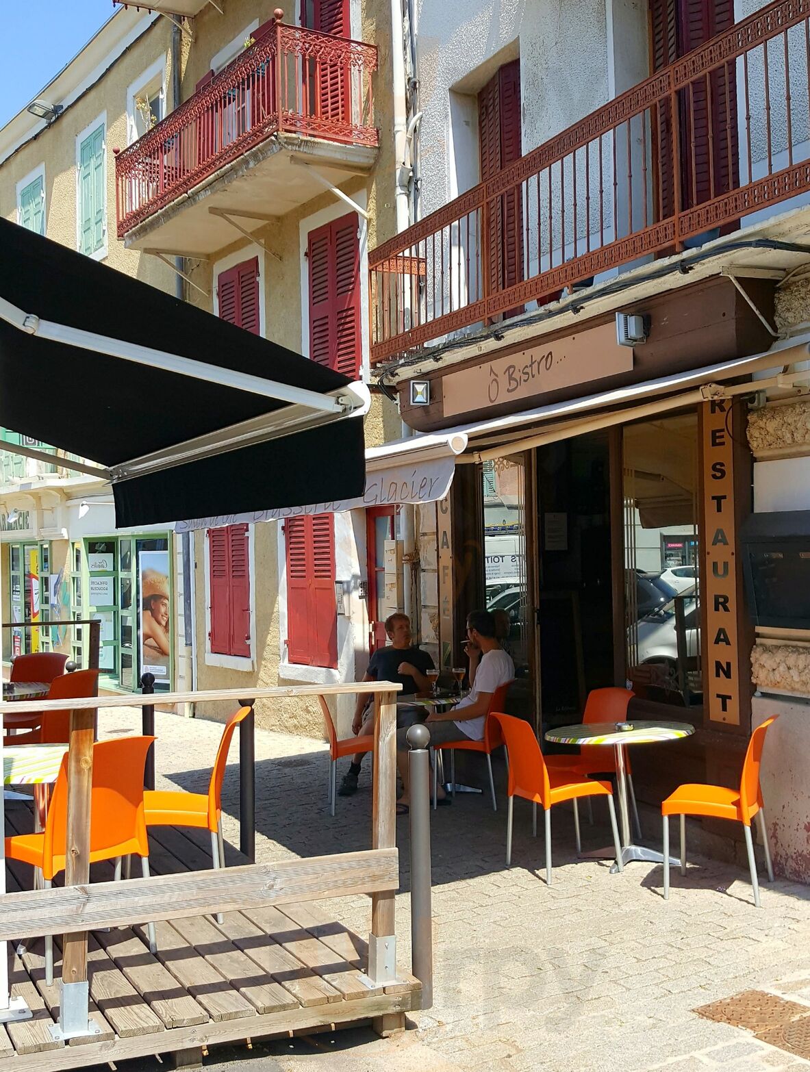 Ô Bistro...