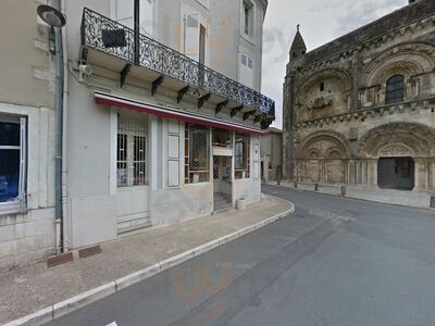 Le Cafe De La Paix