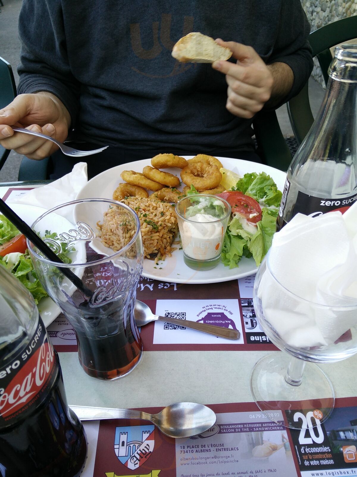 Cafe De La Place