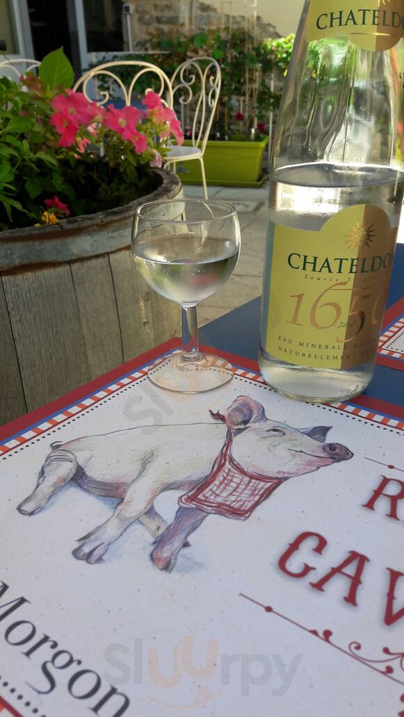 Le Relais Des Caveaux