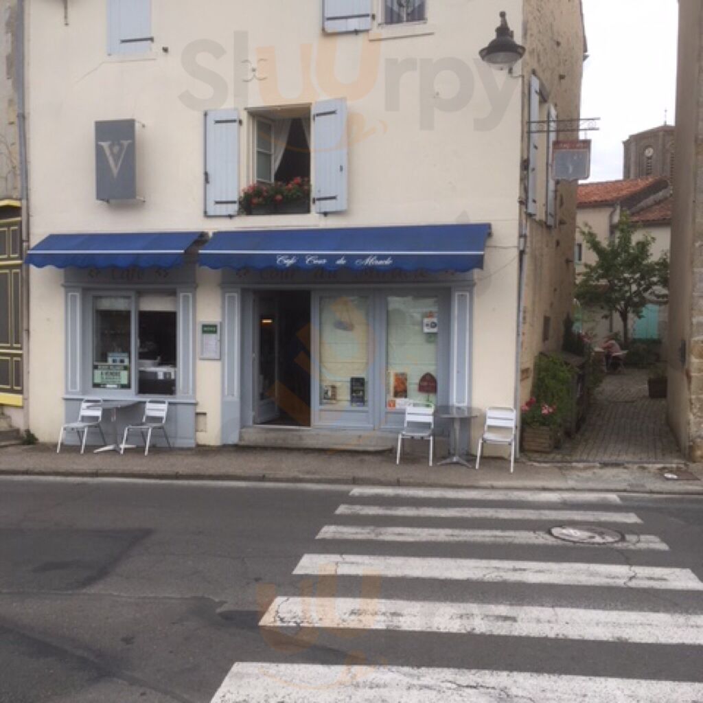 Café Du Miracle