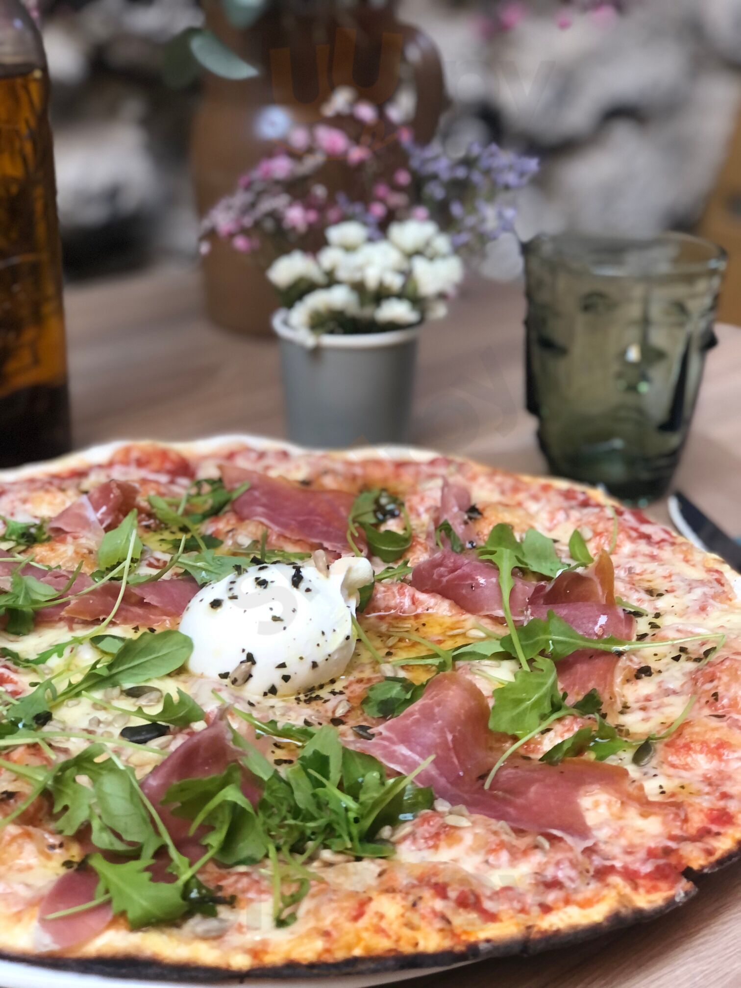 Pizzeria La Romaine