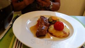 Restaurant Aux Berges De Saône