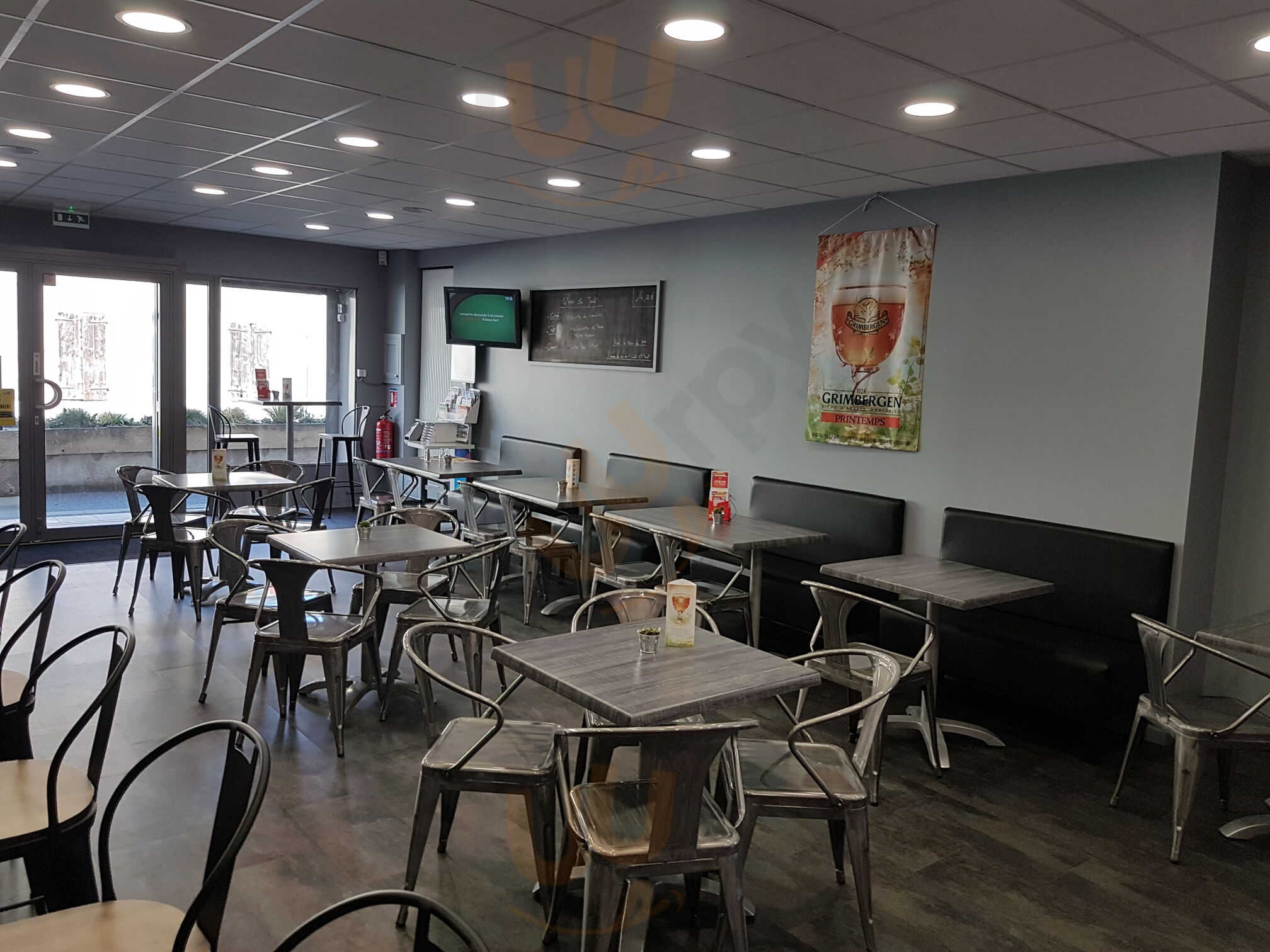 Le Plem's Café