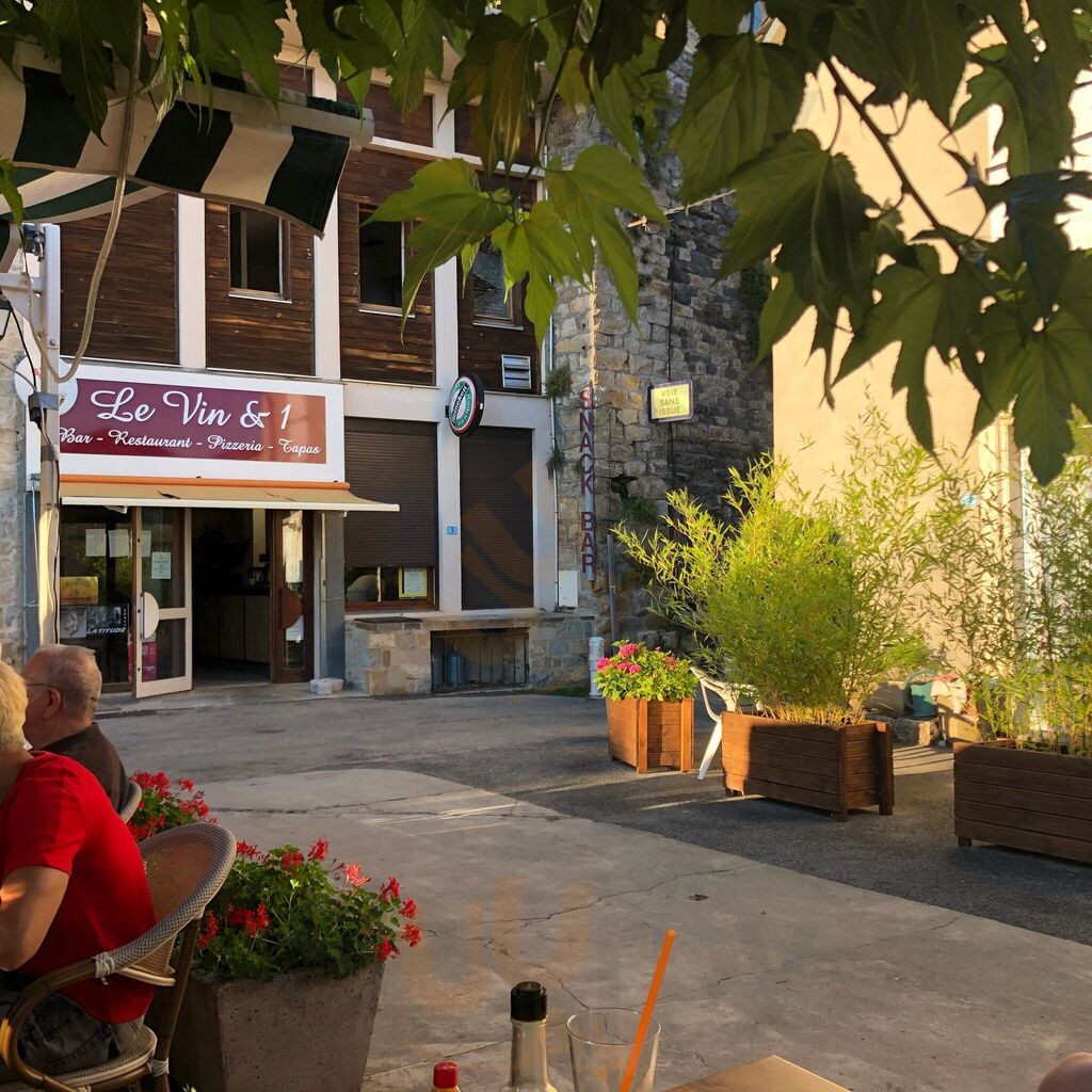 Le Vin Et 1