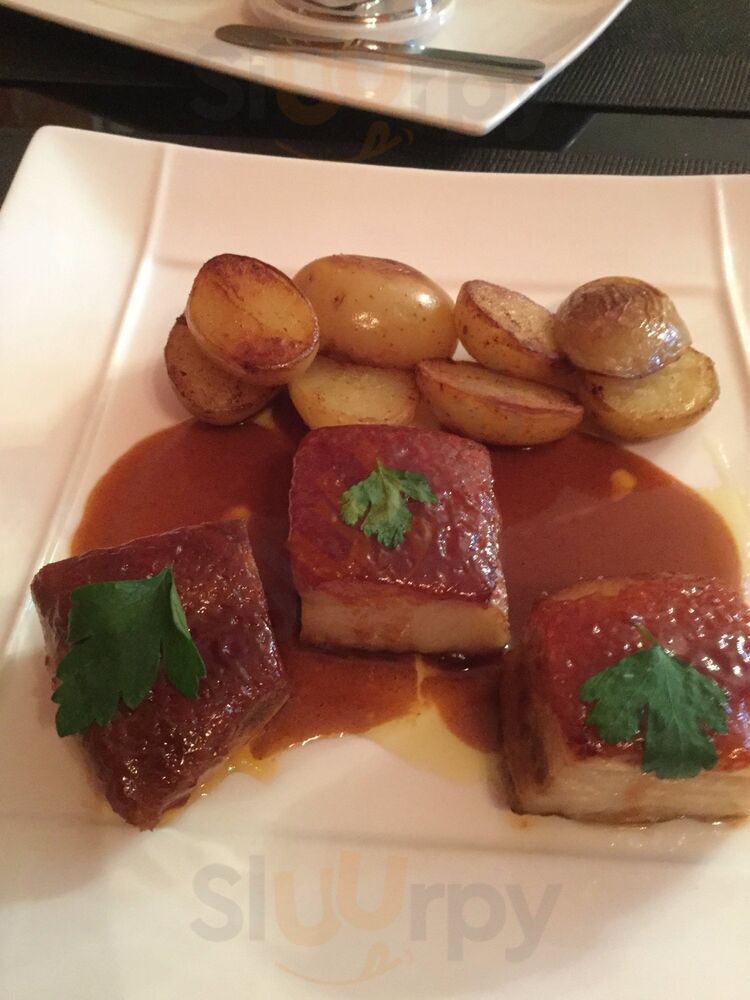 Restaurant Du Domaine Du Faucon