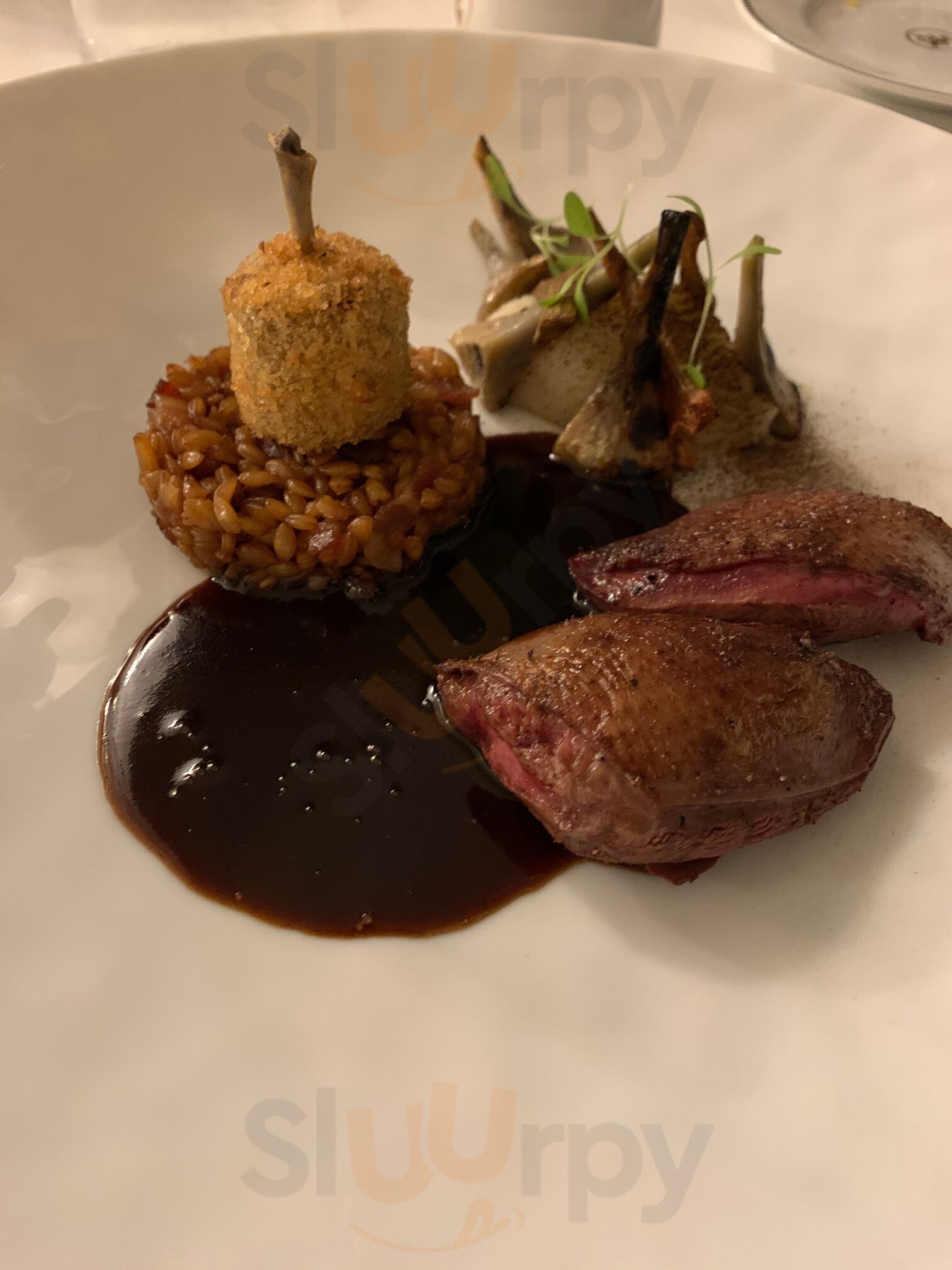 Le Daniels Restaurant - La Maison Younan
