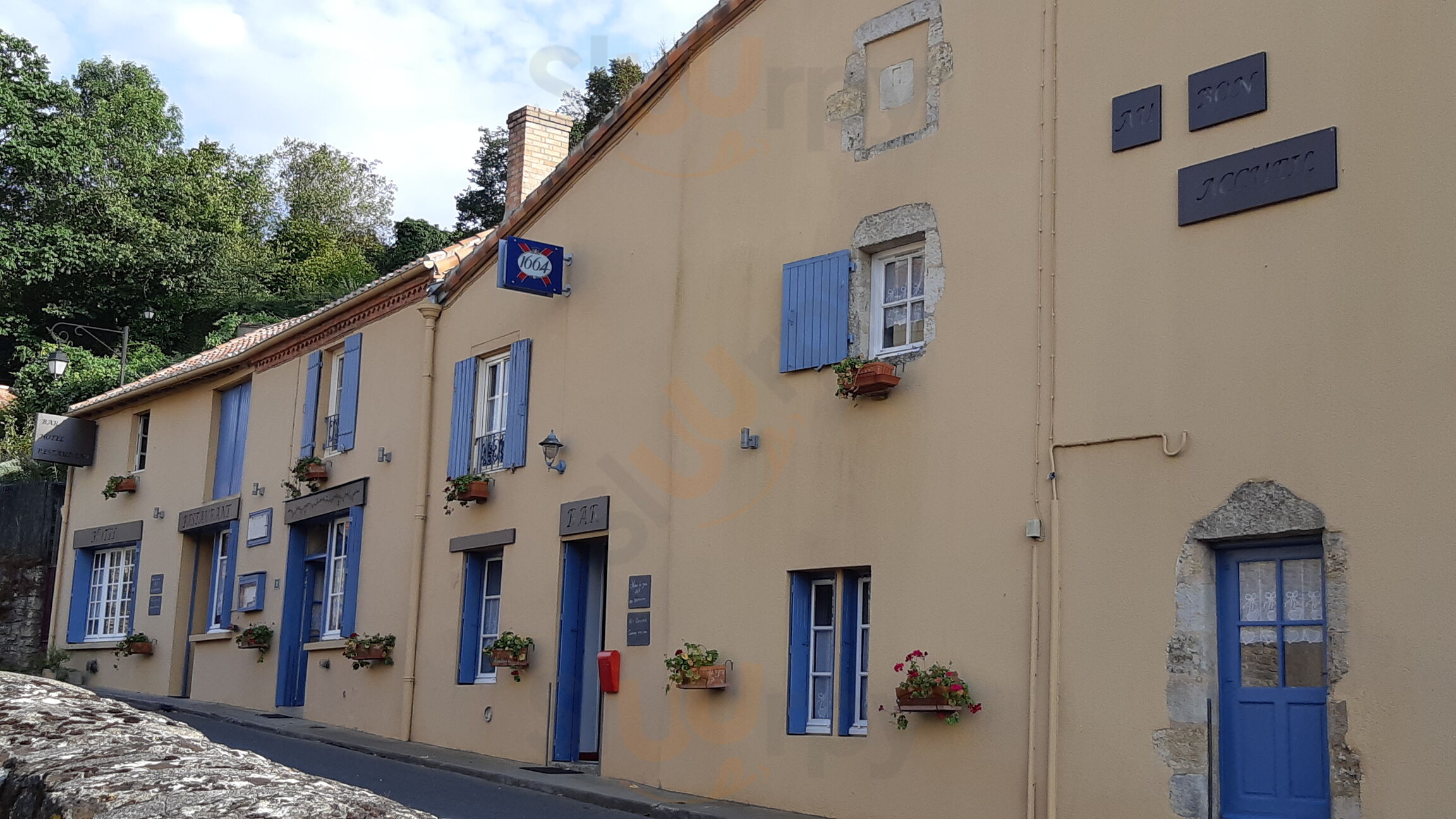 Auberge De Vieux Pont